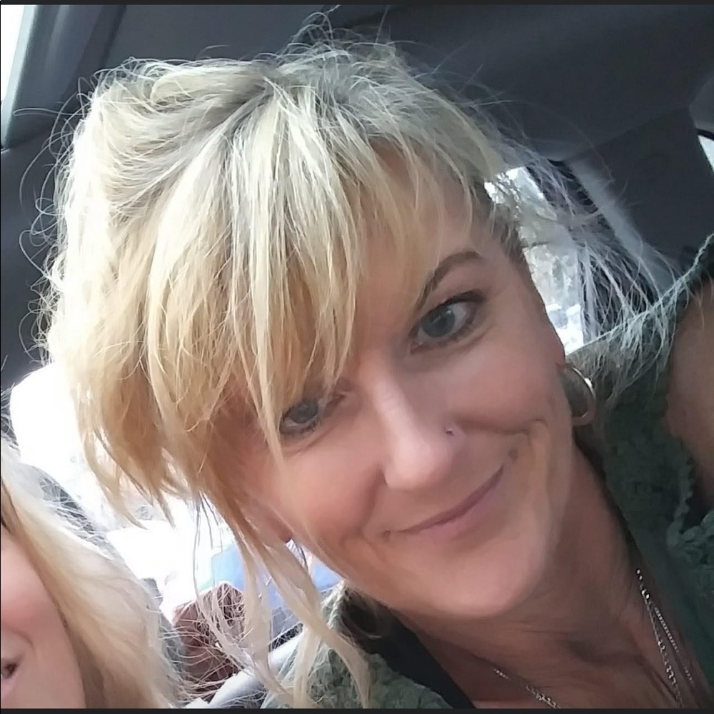 Meet your Posher, Dawn